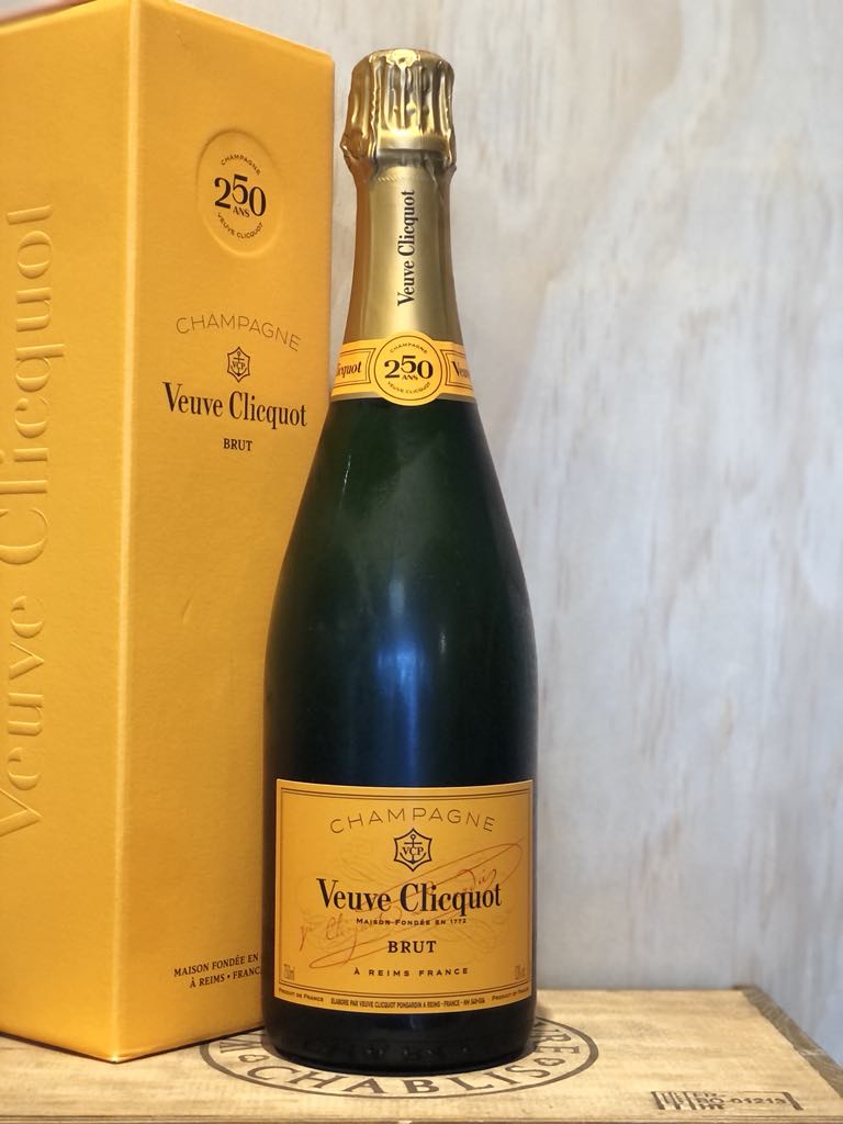 Veuve Clicquot Champagne NV